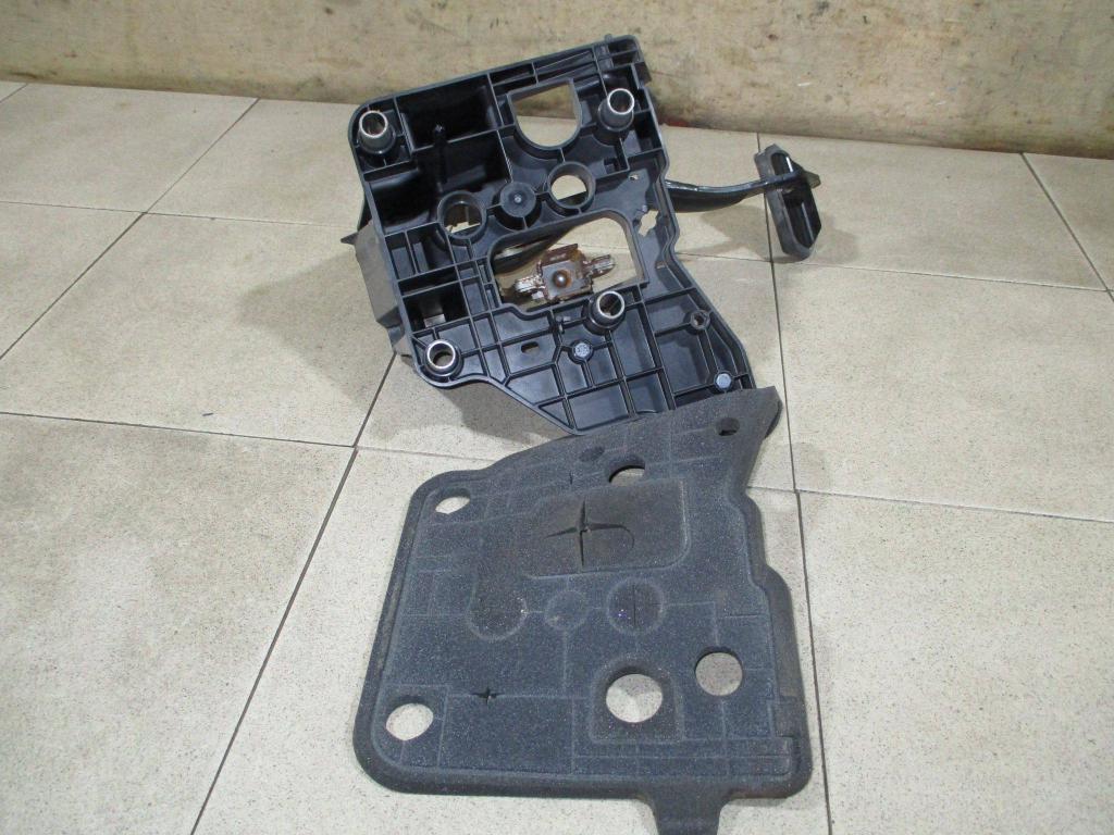 Педаль тормоза, 1000 рублей, Пермь