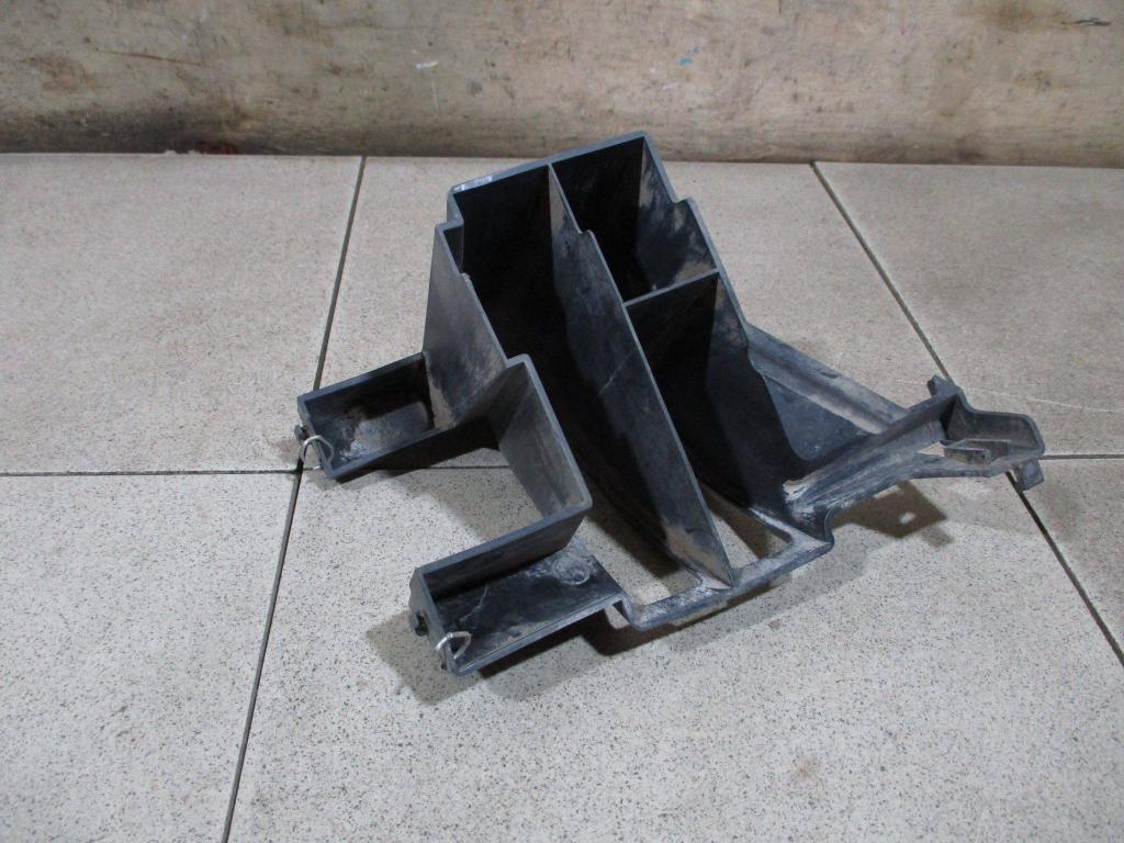 Кронштейн усилителя заднего бампера правый, 2500 рублей, Пермь