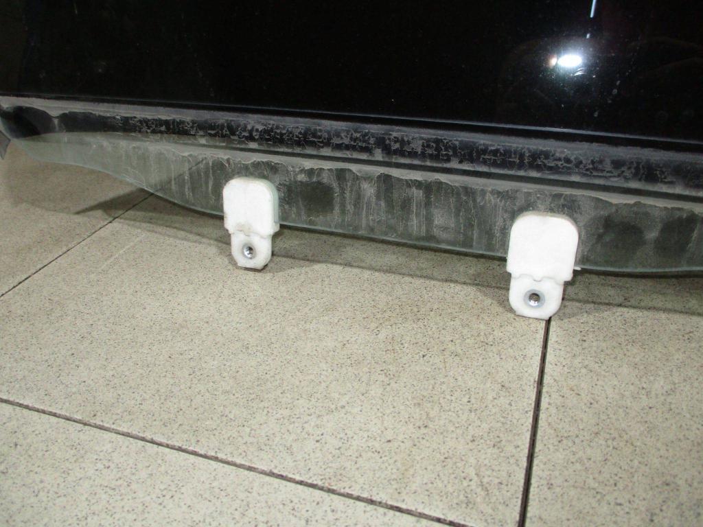 Стекло двери задней правой, 1000 рублей, Пермь