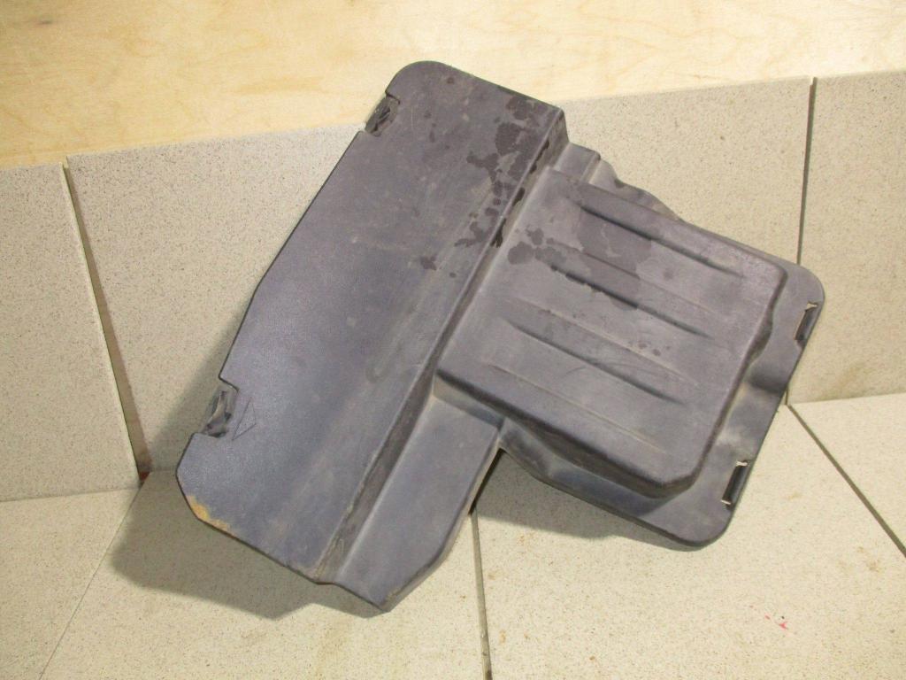 Крышка аккумулятора, 3000 рублей, Пермь