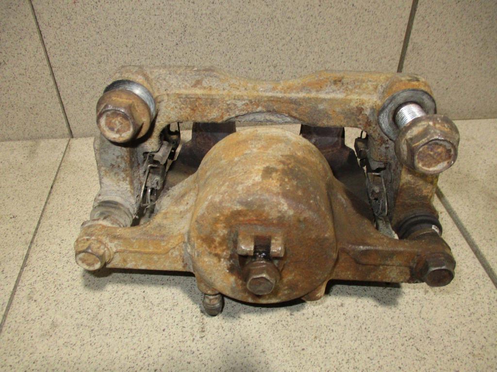 Суппорт передний правый, 3000 рублей, Пермь