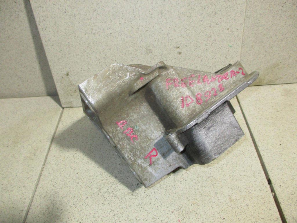 Кронштейн двигателя правый, 1500 рублей, Пермь