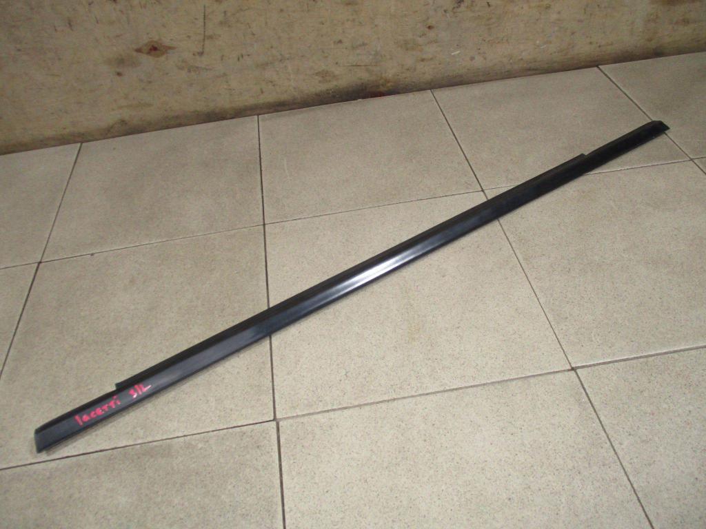 Накладка стекла заднего левого, 500 рублей, Пермь