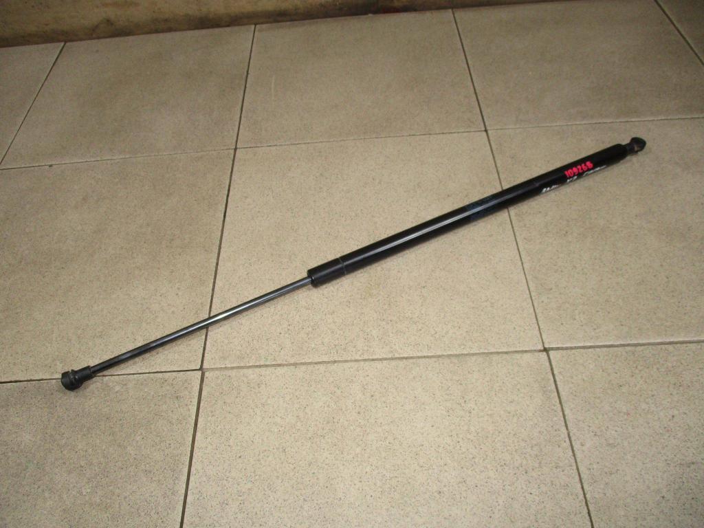 Амортизатор двери багажника, 1000 рублей, Пермь