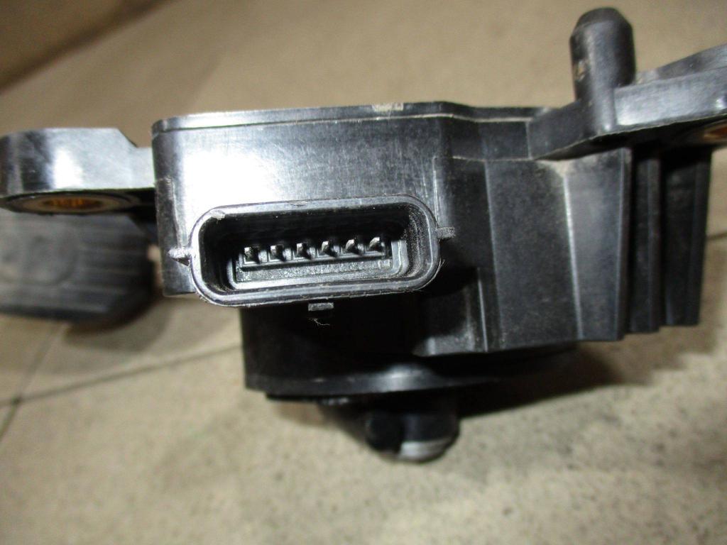 Педаль газа, 1500 рублей, Пермь