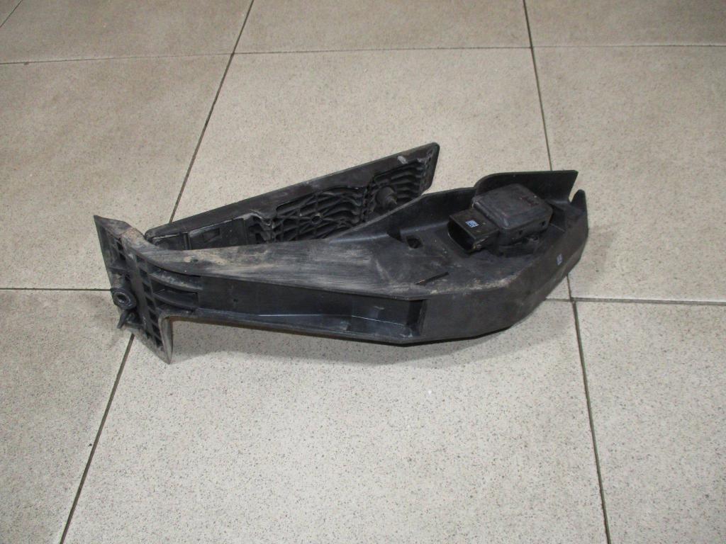 Педаль газа, 2000 рублей, Пермь