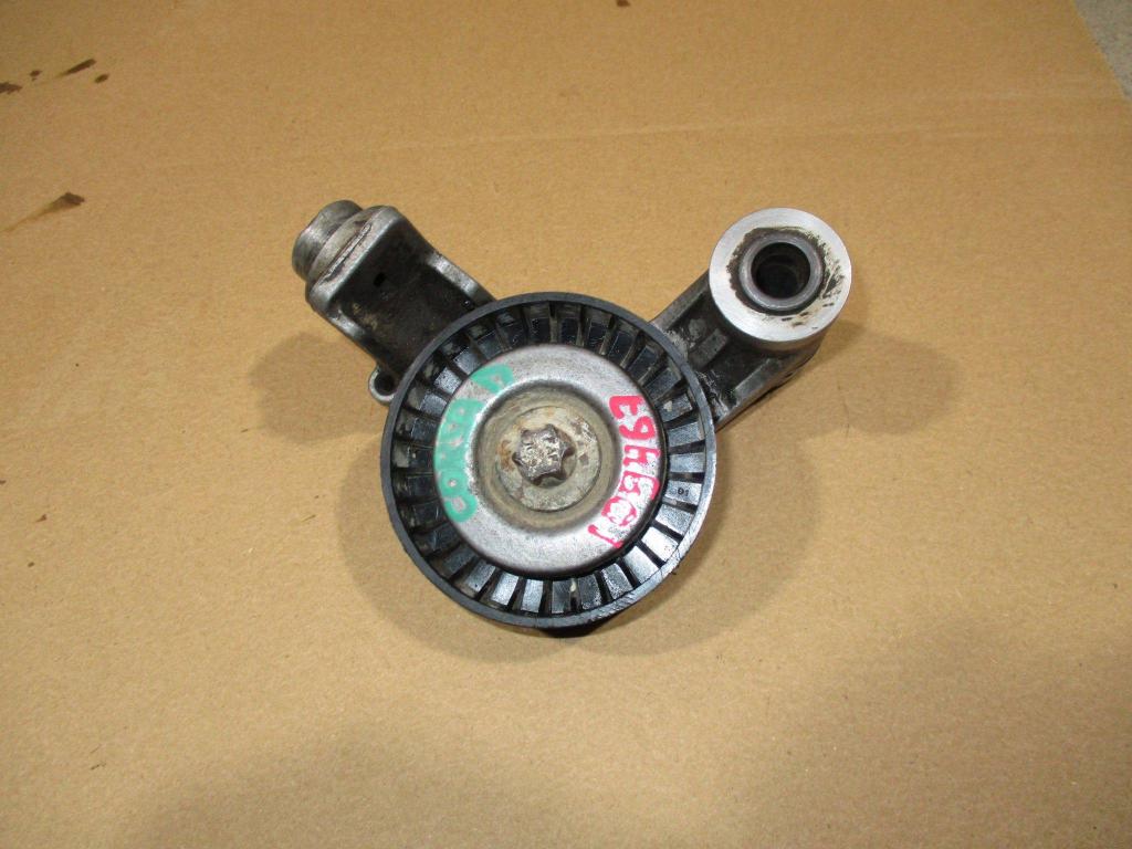 Ролик ремня с кронштейном, 1500 рублей, Пермь