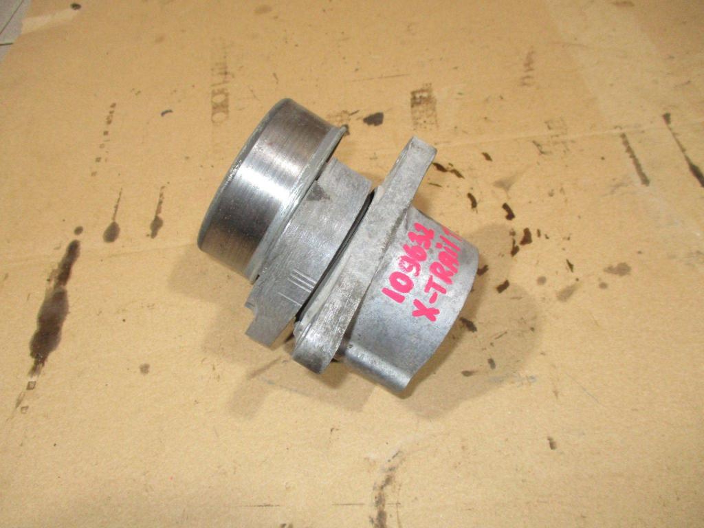 Ролик ремня с кронштейном, 2000 рублей, Пермь