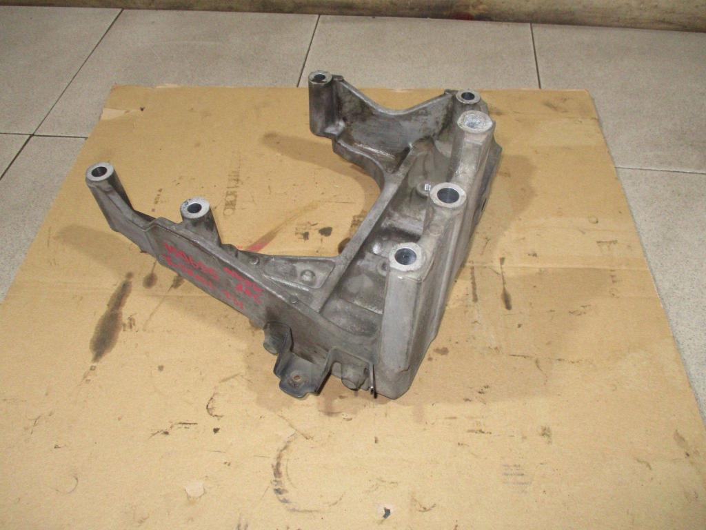 Кронштейн опоры двигателя, 1500 рублей, Пермь