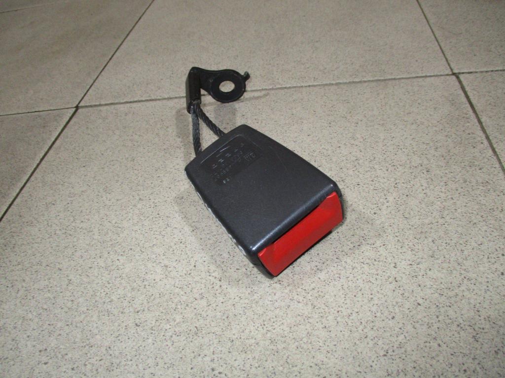 Ответная часть ремня безопасности, 500 рублей, Пермь