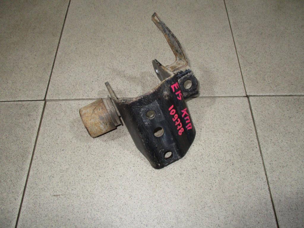 Кронштейн КПП левый, 500 рублей, Пермь