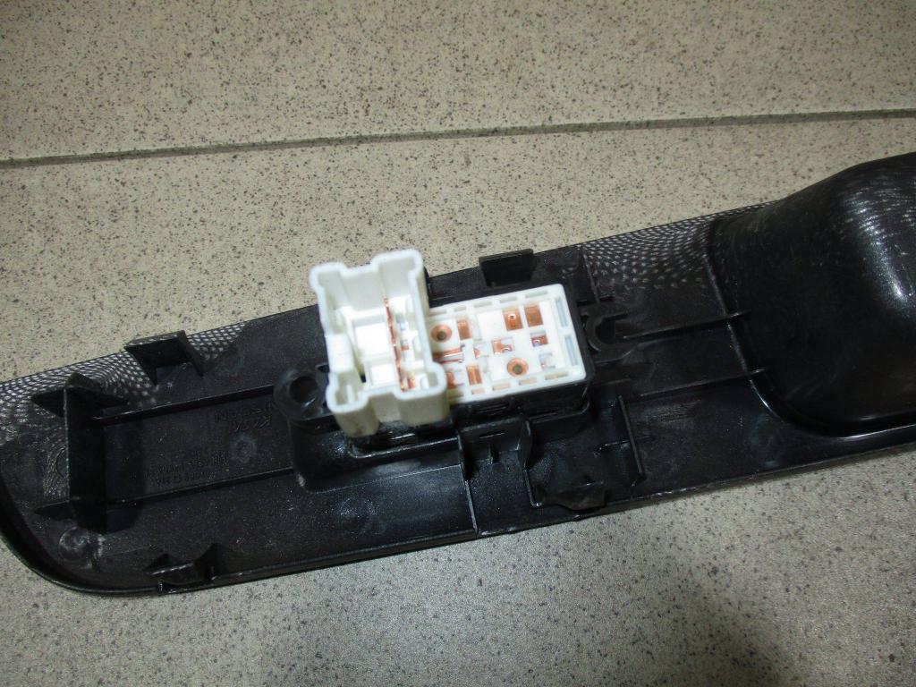 Кнопка стеклоподъемника, 500 рублей, Пермь