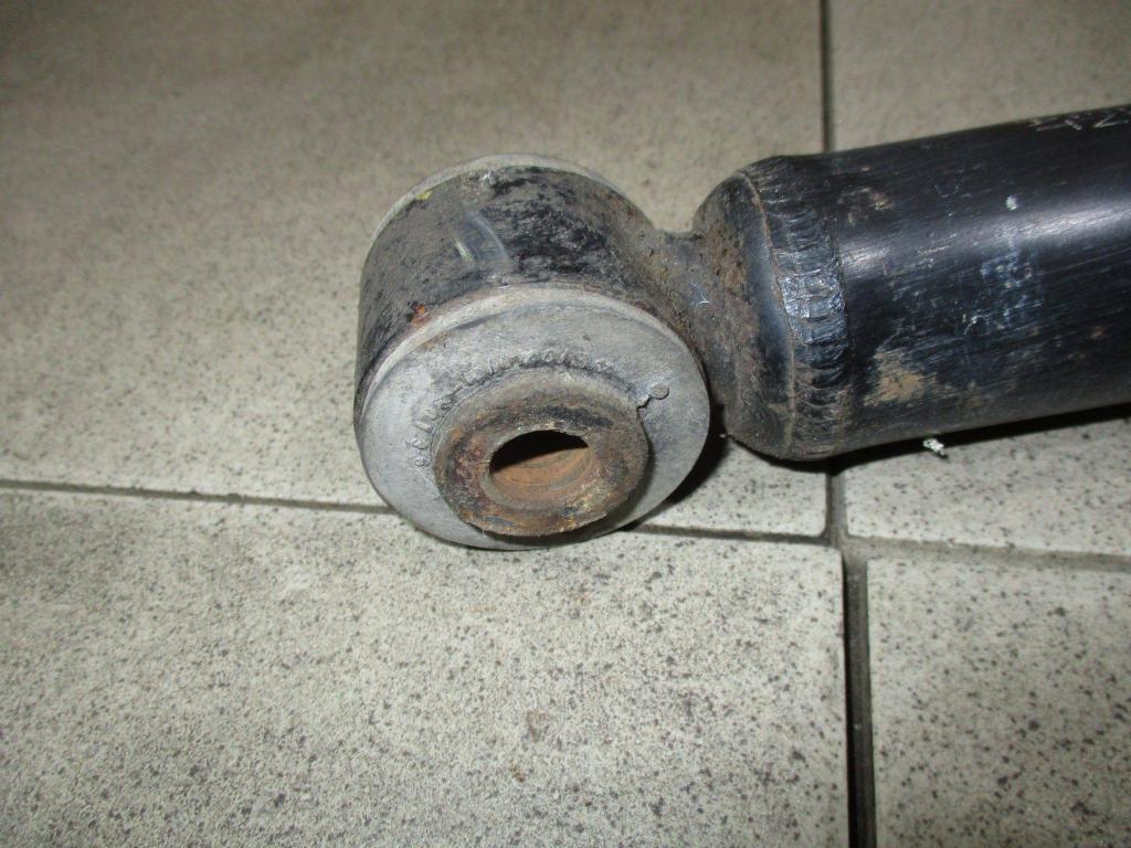 Амортизатор задний, 1500 рублей, Пермь