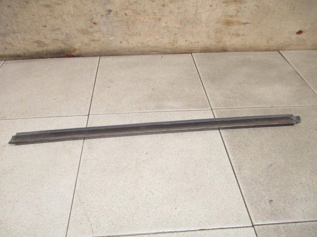 Накладка стекла заднего правого, 500 рублей, Пермь