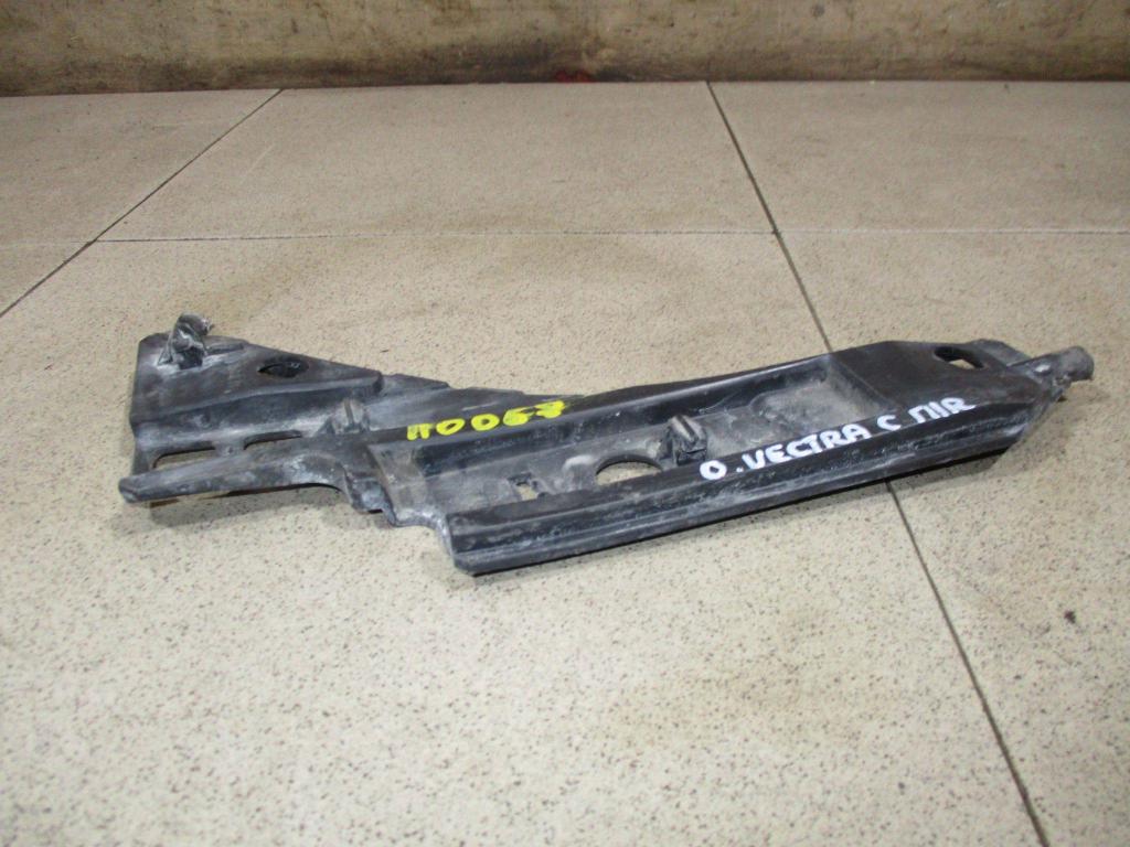 Кронштейн переднего бампера правый, 1500 рублей, Пермь