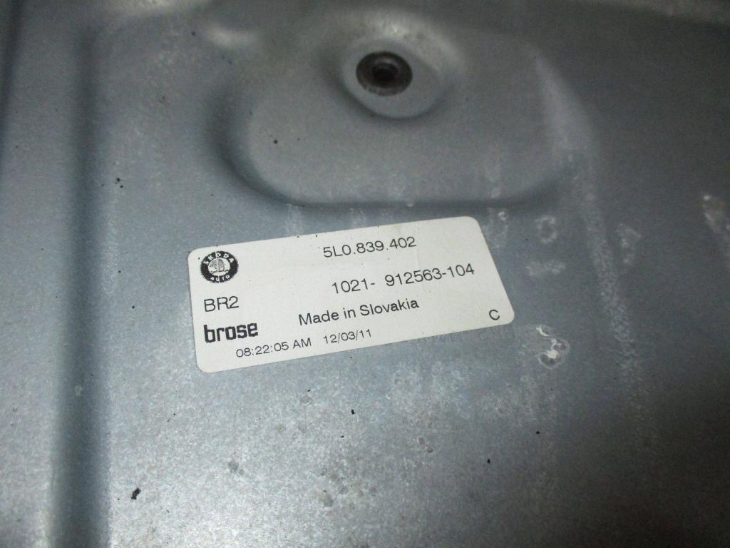 Стеклоподъемник механический задний правый, 500 рублей, Пермь