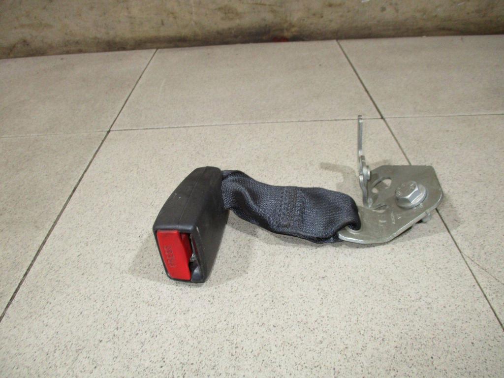 Ответная часть ремня безопасности, 1000 рублей, Пермь