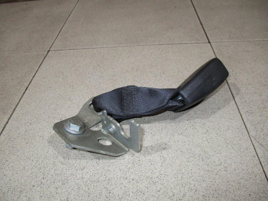 Ответная часть ремня безопасности, 1000 рублей, Пермь