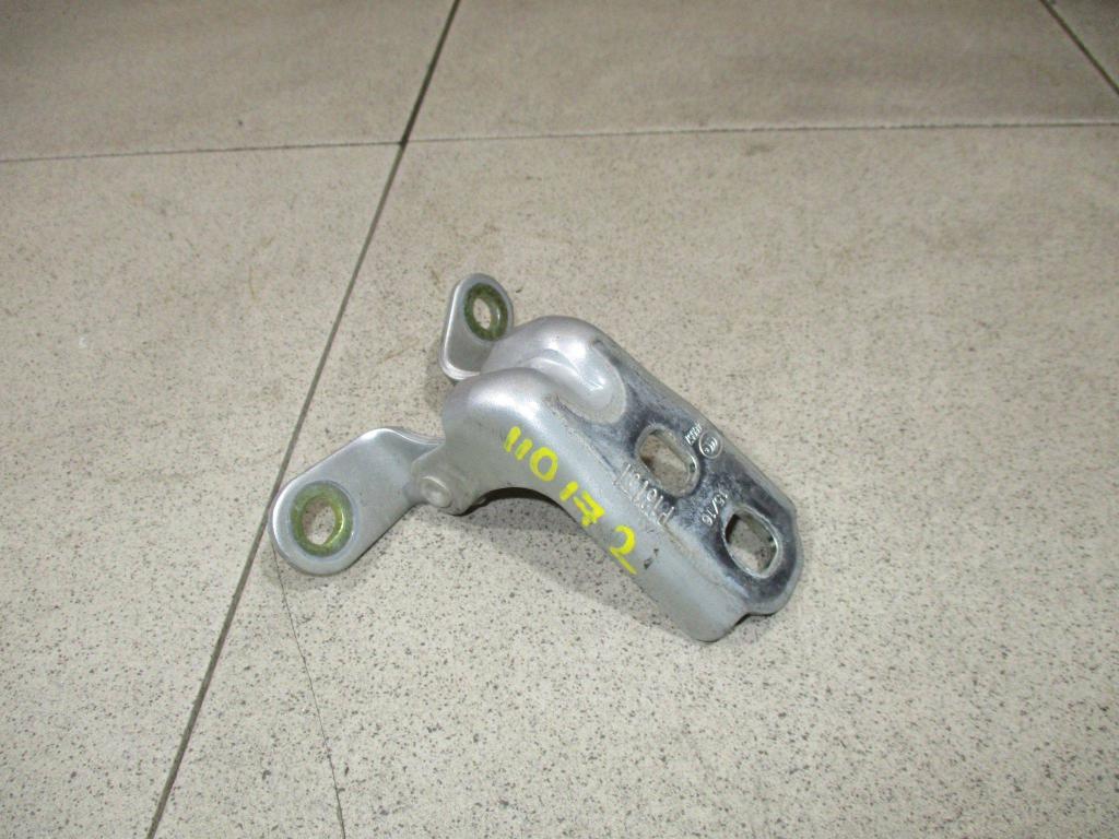 Петля двери передней левой верхняя, 500 рублей, Пермь