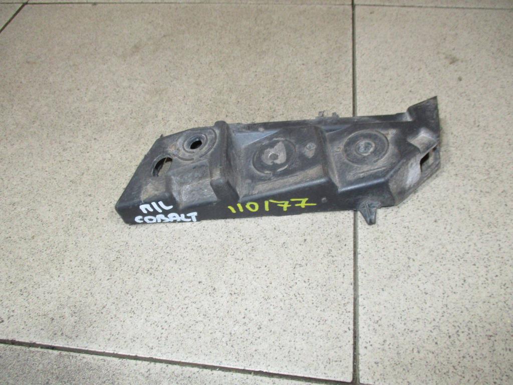 Кронштейн переднего бампера левый, 500 рублей, Пермь