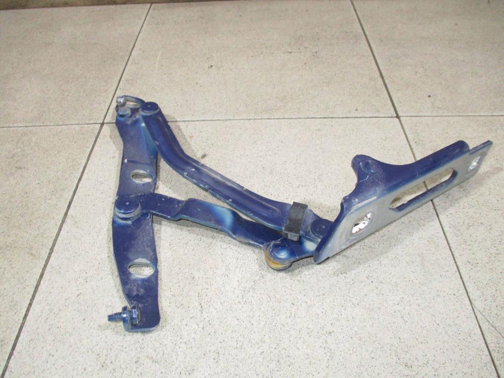 Петля крышки багажника, 1000 рублей, Пермь