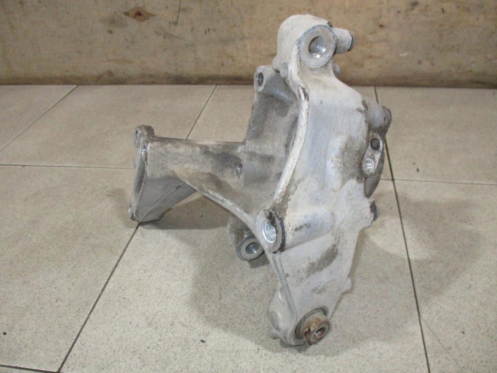 Кулак поворотный задний правый, 3000 рублей, Пермь