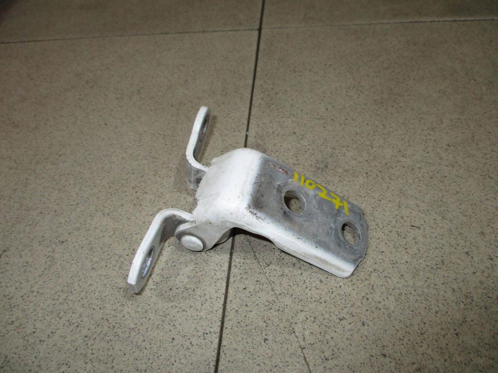 Петля двери задней правой нижняя, 1000 рублей, Пермь