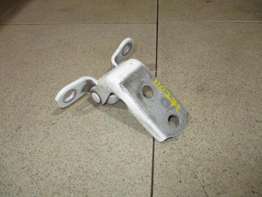 Петля двери задней правой нижняя, 1000 рублей, Пермь