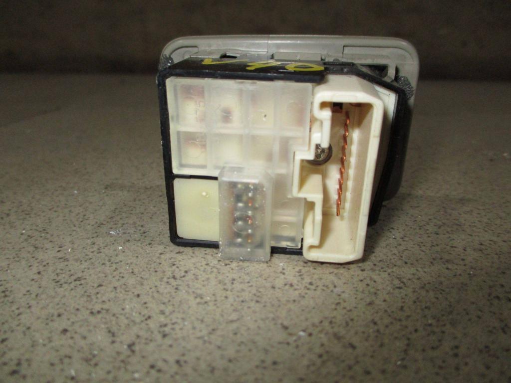 Переключатель регулировки зеркала, 500 рублей, Пермь