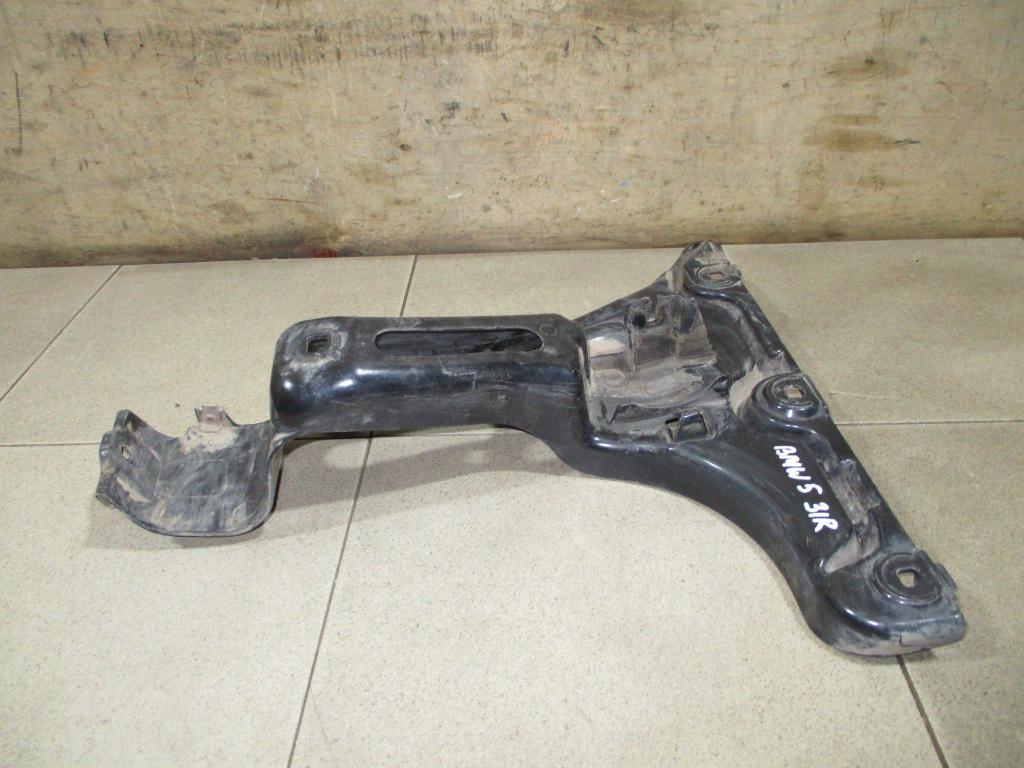 Кронштейн заднего бампера правый, 1000 рублей, Пермь