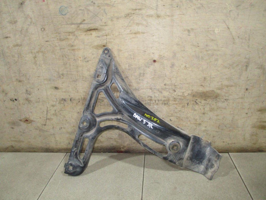 Кронштейн заднего бампера левый, 1000 рублей, Пермь