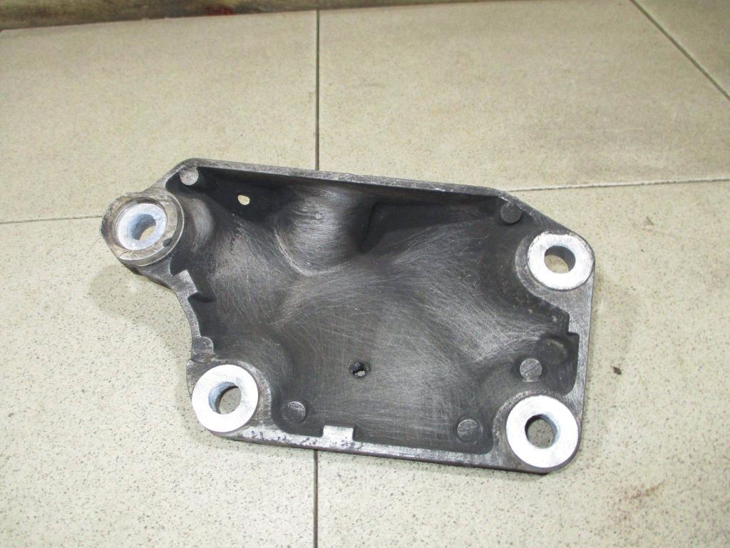 Кронштейн двигателя левый, 1000 рублей, Пермь