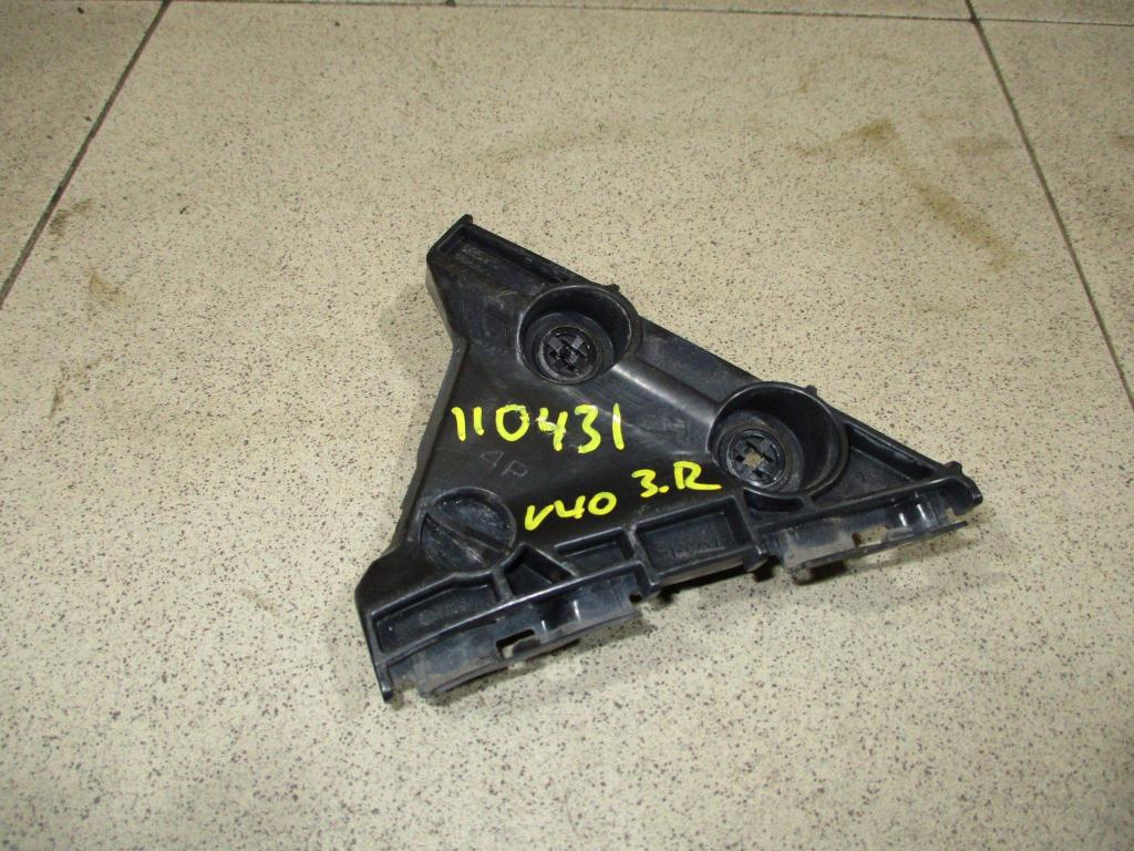 Кронштейн заднего бампера правый, 500 рублей, Пермь