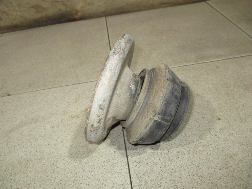 Опора переднего амортизатора, 500 рублей, Пермь