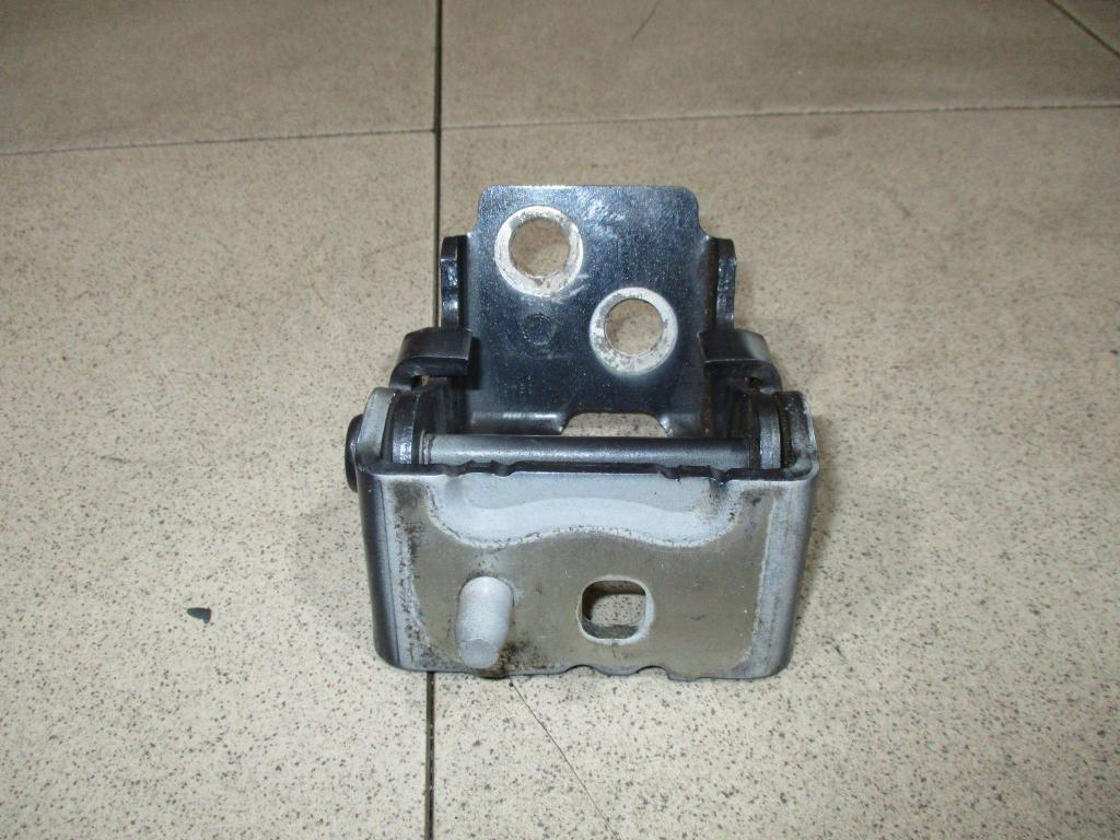 Петля двери задней правой нижняя, 500 рублей, Пермь