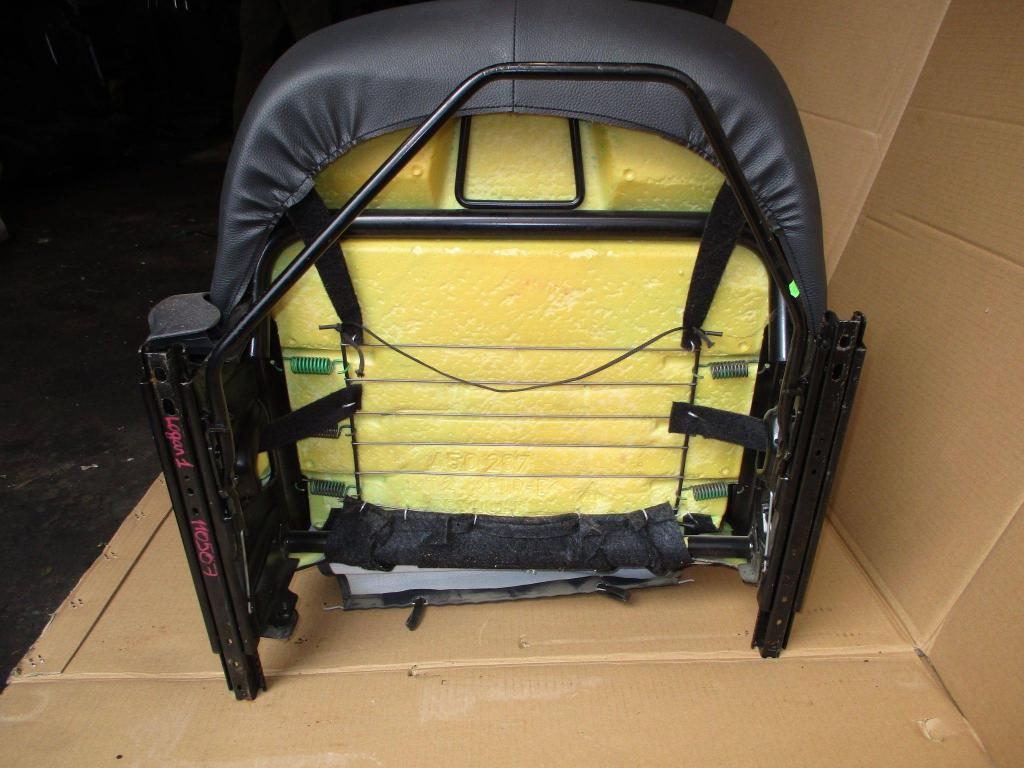 Сиденье переднее правое, 4500 рублей, Пермь