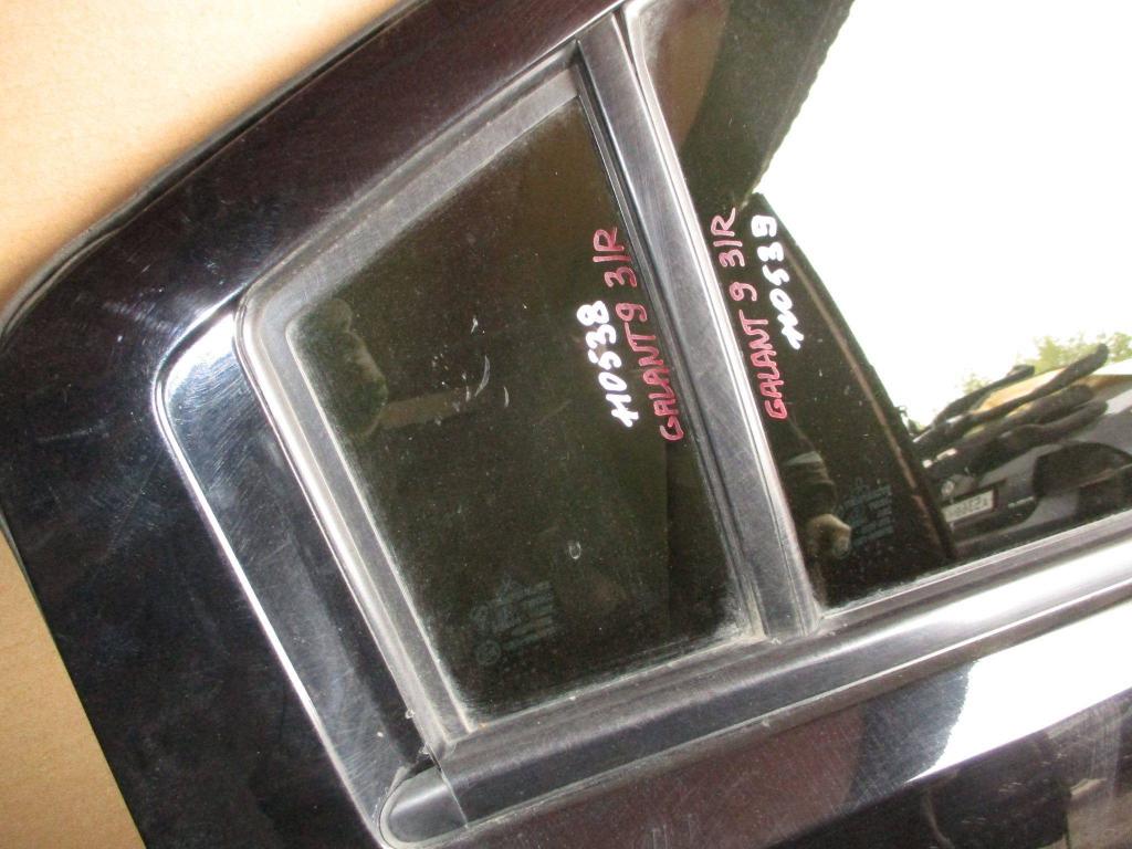 Стекло двери задней правой форточка, 1000 рублей, Пермь