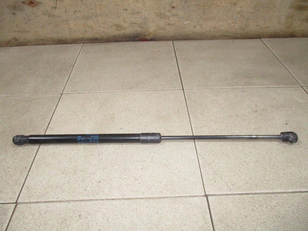 Амортизатор двери багажника, 500 рублей, Пермь