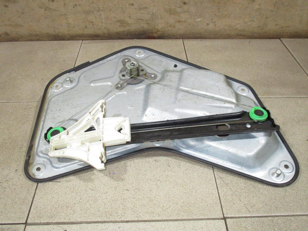 Стеклоподъемник механический задний левый, 500 рублей, Пермь