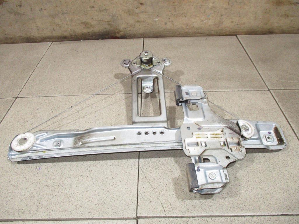 Стеклоподъемник механический задний правый, 500 рублей, Пермь