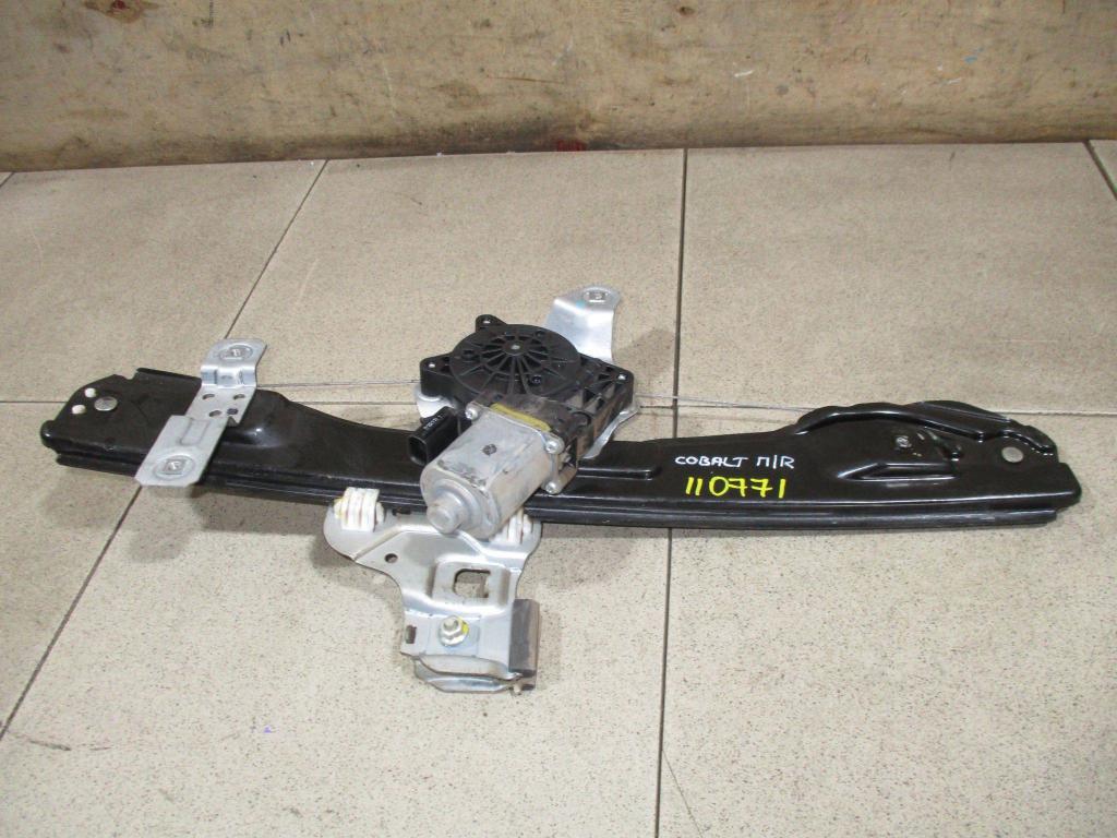 Стеклоподъемник передний правый, 2000 рублей, Пермь