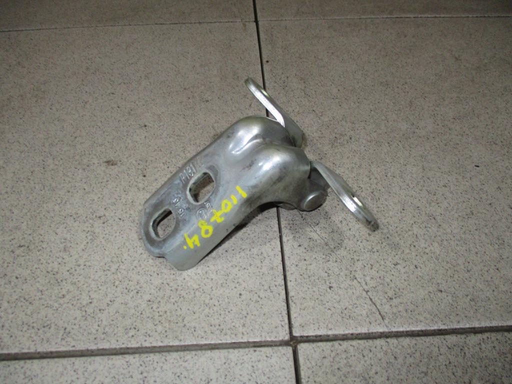 Петля двери передней правой верхняя, 500 рублей, Пермь