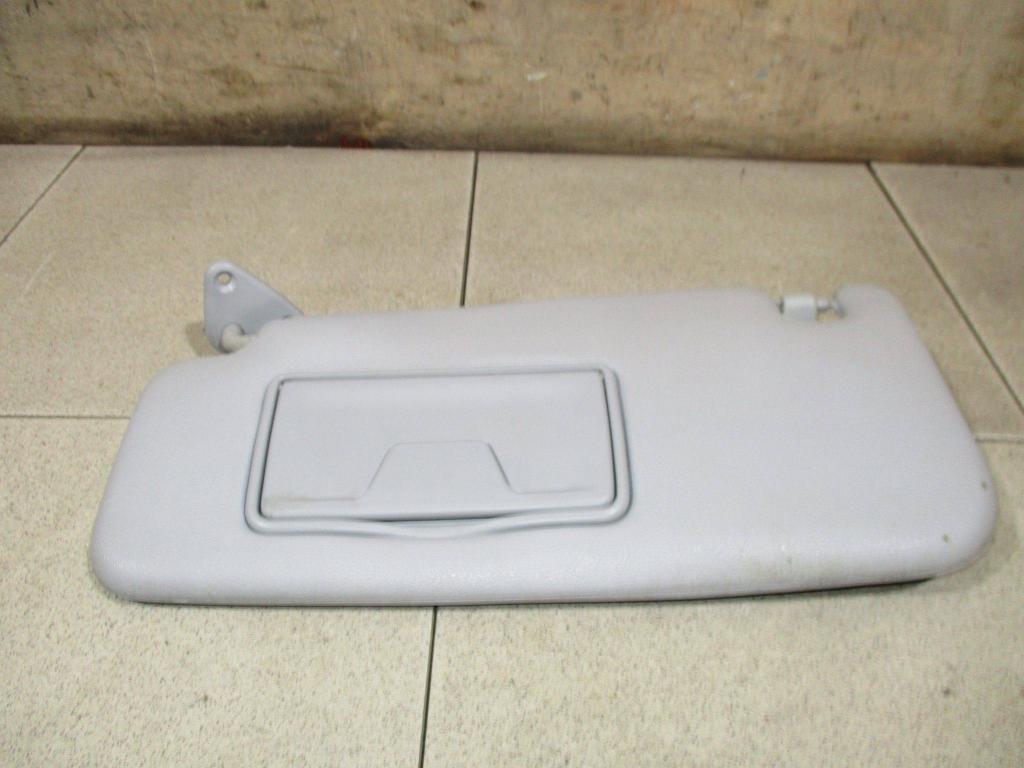 Козырек солнцезащитный левый, 1000 рублей, Пермь