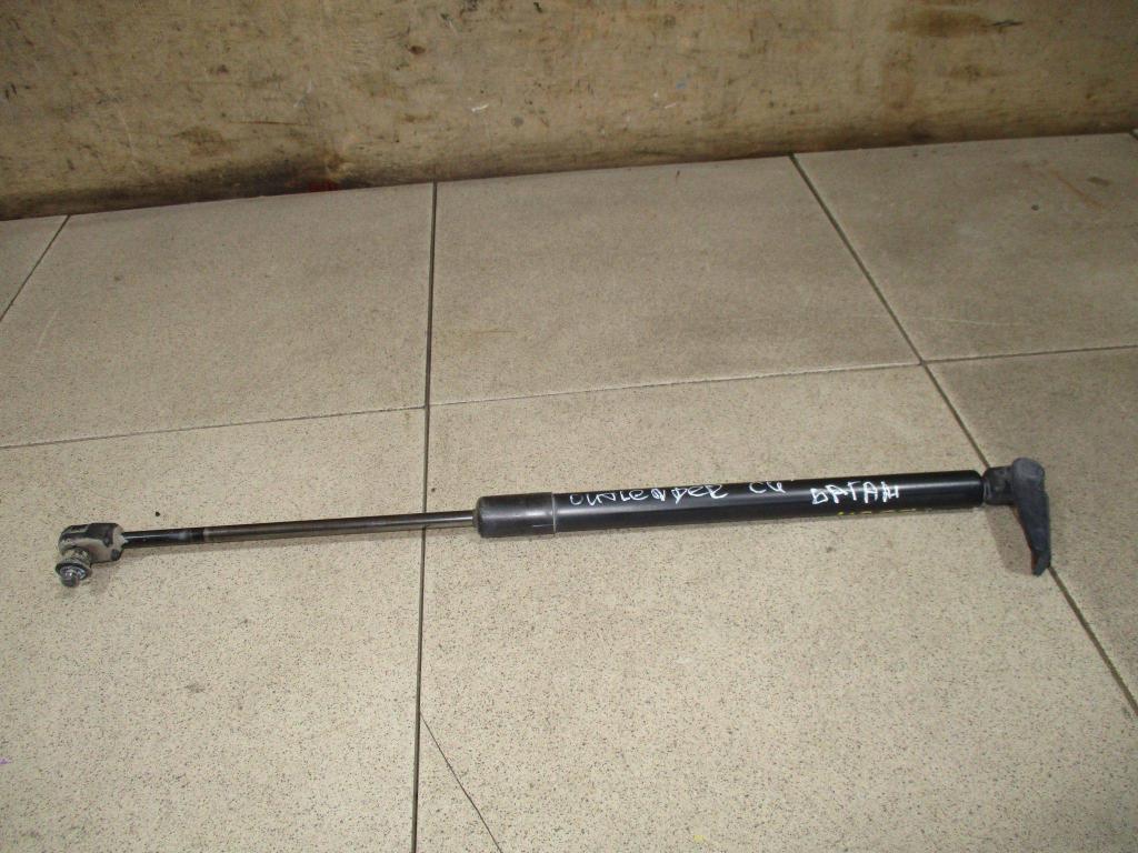 Амортизатор двери багажника, 500 рублей, Пермь