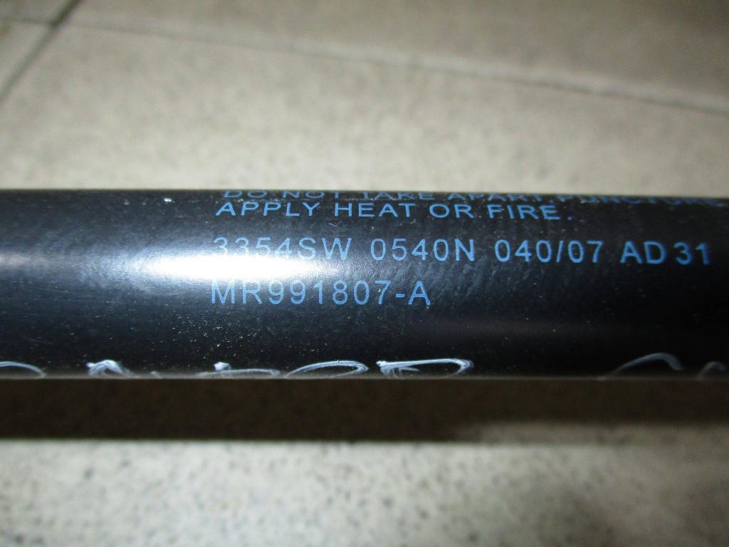 Амортизатор двери багажника, 500 рублей, Пермь