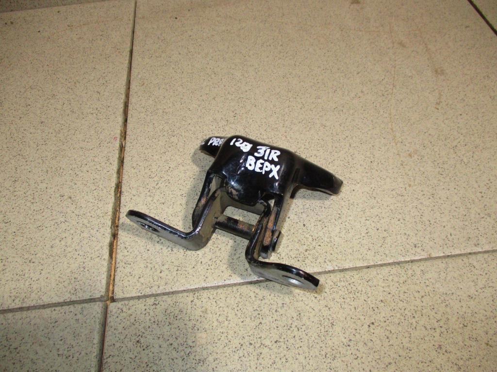 Петля двери задней правой верхняя, 1500 рублей, Пермь