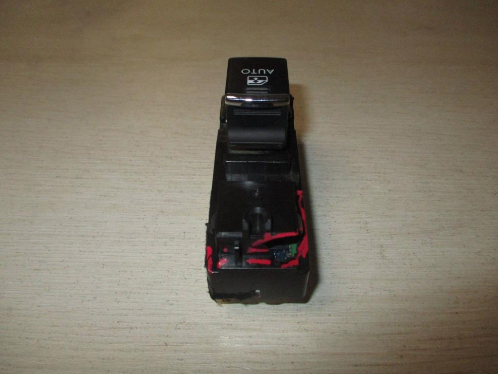 Кнопка стеклоподъемника, 500 рублей, Пермь