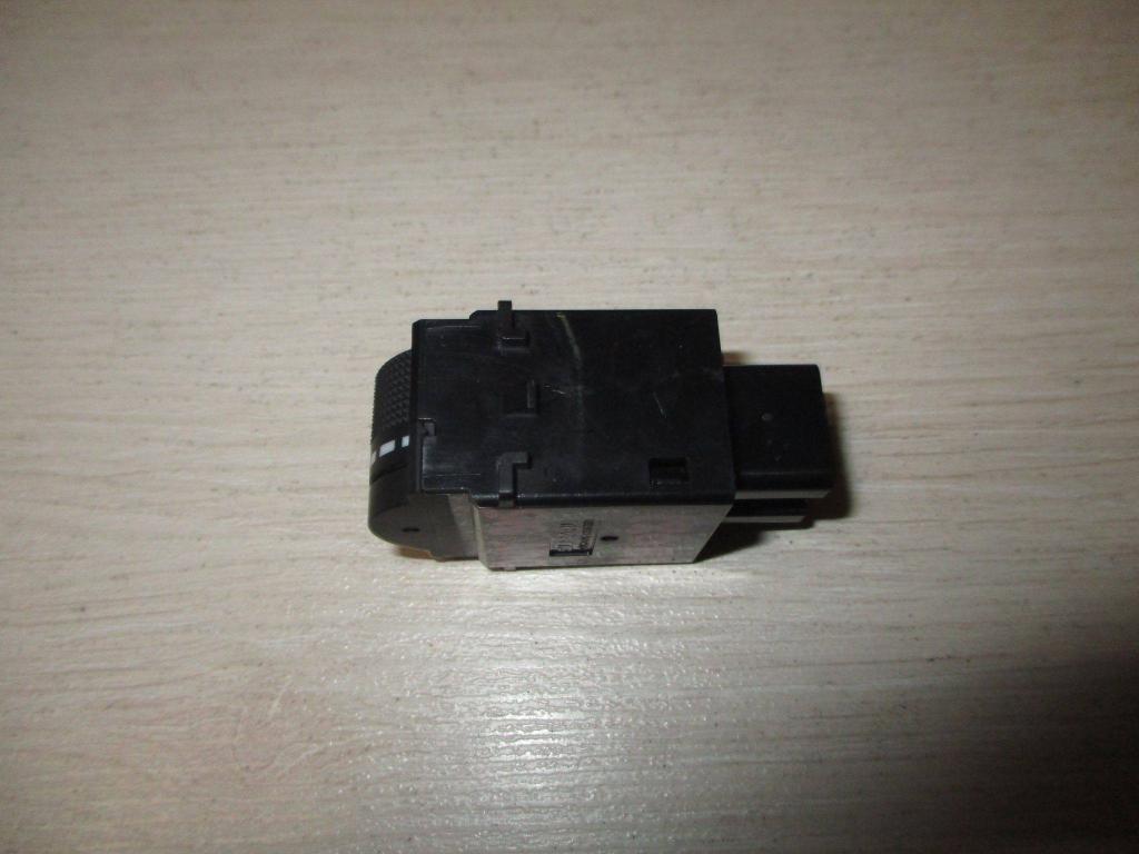 Кнопка освещения панели приборов, 500 рублей, Пермь