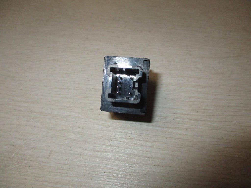 Кнопка освещения панели приборов, 500 рублей, Пермь