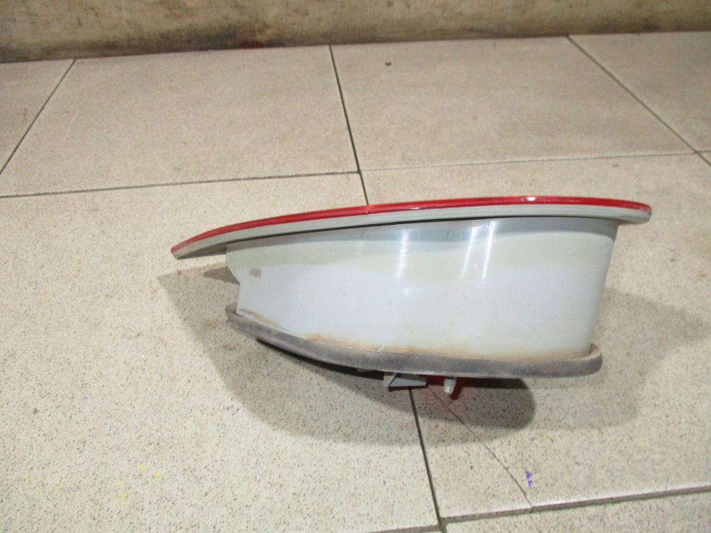 Фонарь задний внутренний правый, 1000 рублей, Пермь